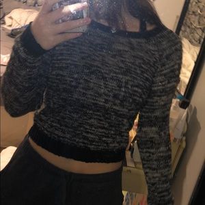 Cropped Back and White Sweater